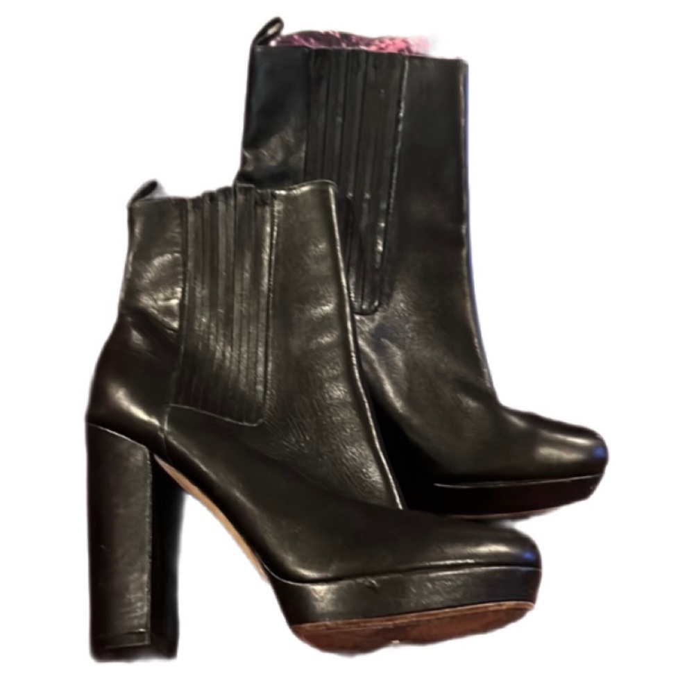 KORS Michael Kors Black Heeled Boots with Platform Sole